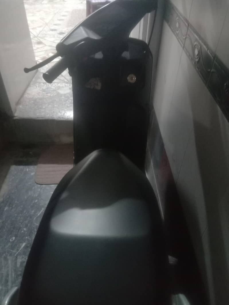 scooty 0