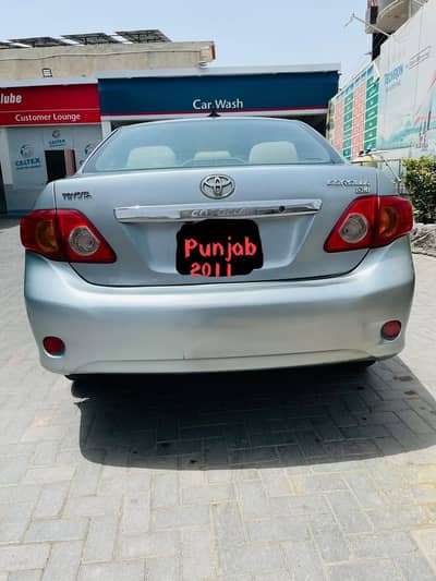 Toyota Corolla GLI 2011