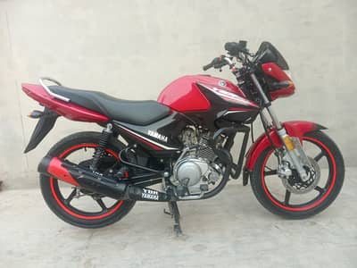 Yamaha YBR 125 Sporty Look – Neat & Well Maintained in Red Color