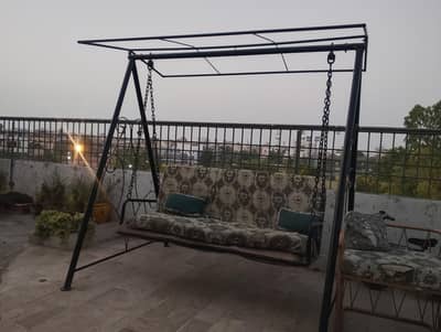 jhoola ( swing )