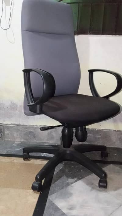 brand new condition Hai dono ki 10/10 more details ke liye rabta kary
