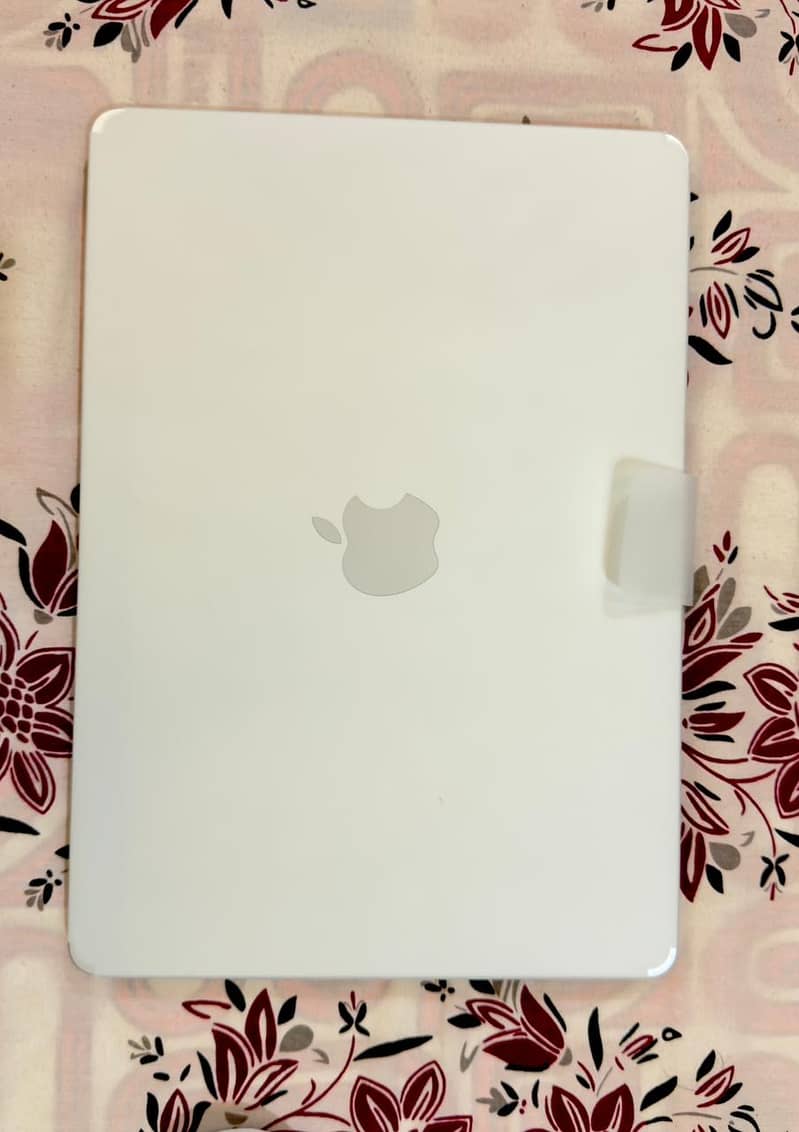 MacBook 0