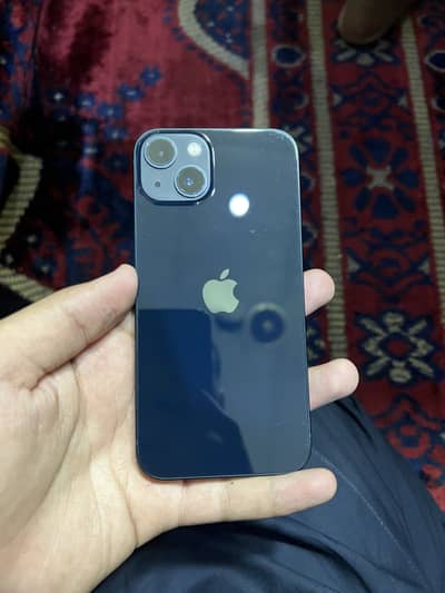 Apple iPhone 13