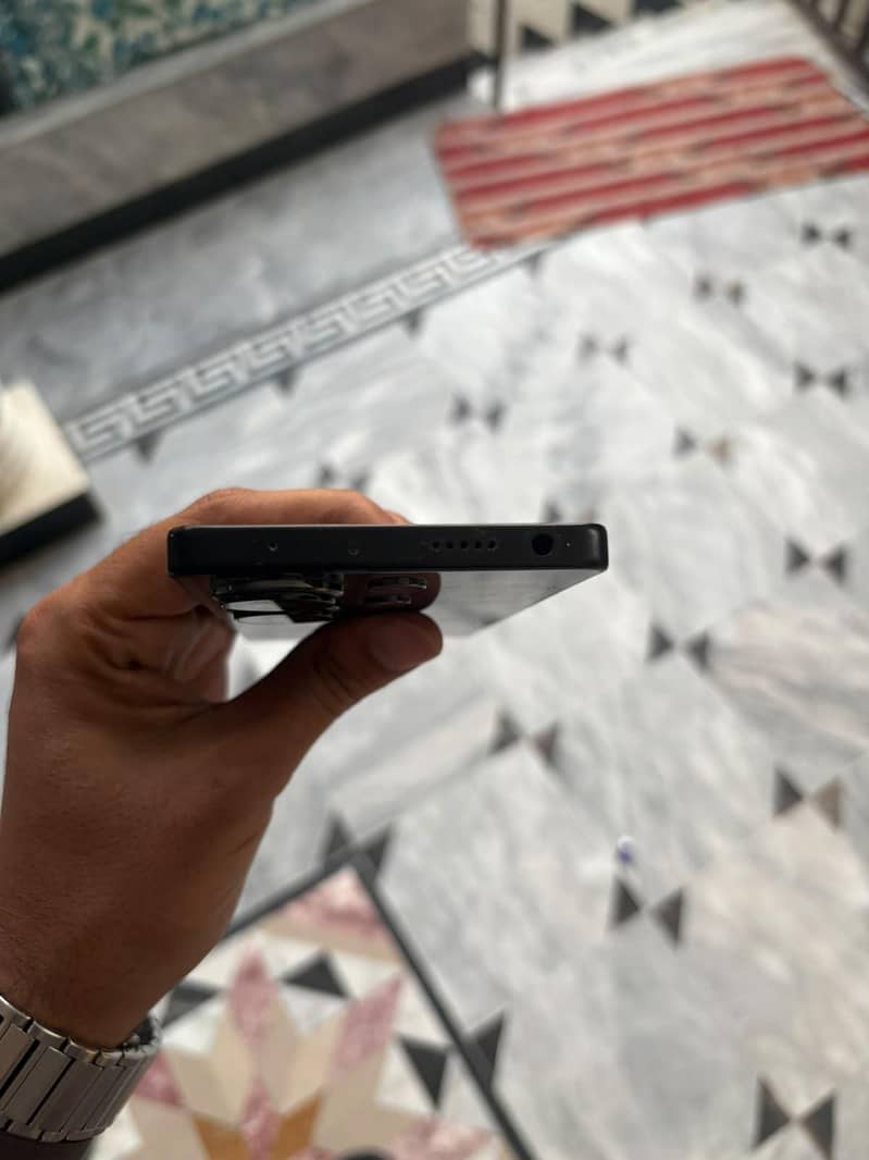 Redmi note 13 pro 5