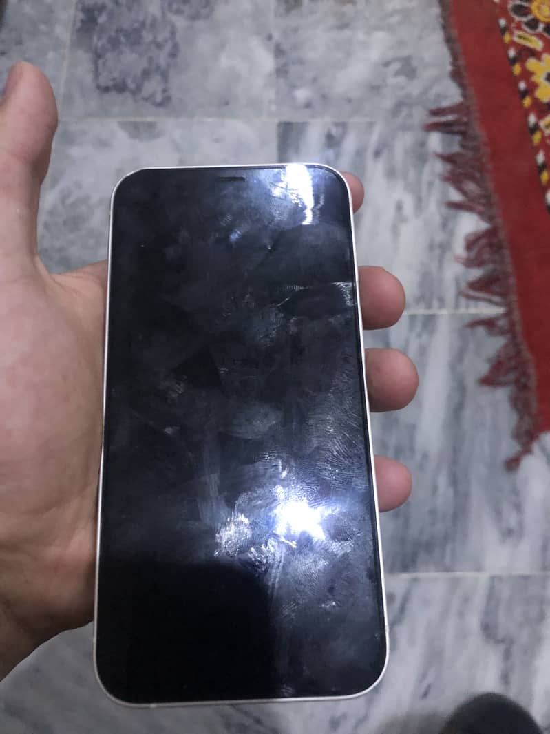 Apple iPhone 12 2