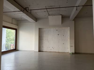 F-7 Markaz Ground Floor Shop Availabel For Rent Suitabel For Cloth Brands Internationel Food Chain