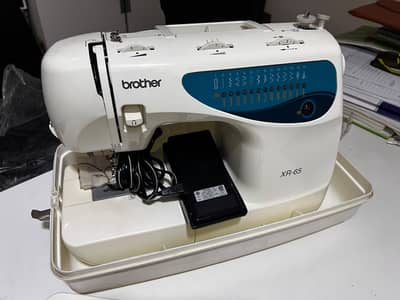 Mechanical sewing machine
