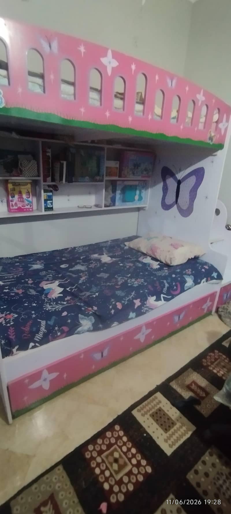 Bunker bed+study table+chair 7