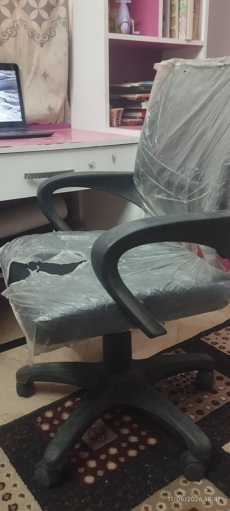 Bunker bed+study table+chair 13