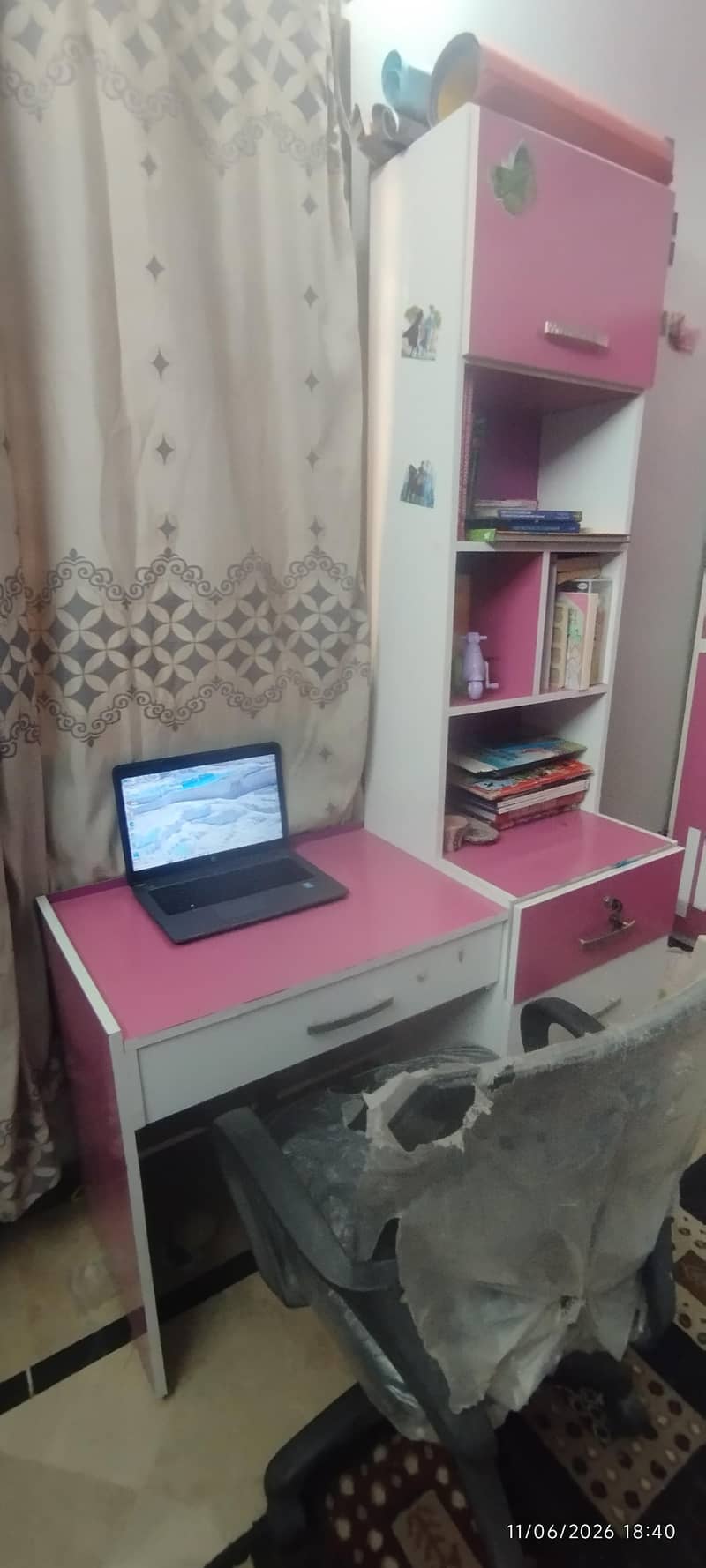 Bunker bed+study table+chair 16