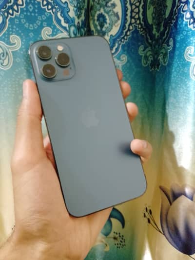 iPhone 12 Pro Max factory unlock 10/8 condition