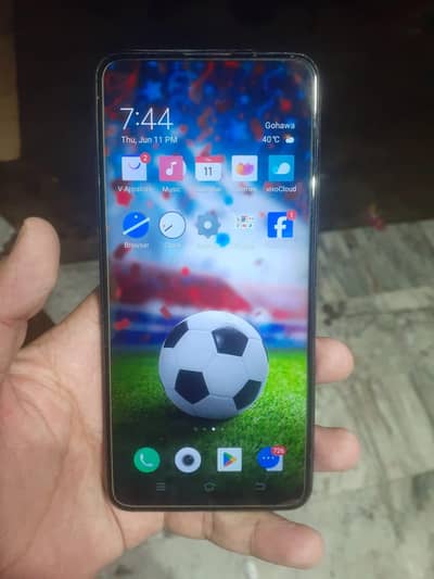 Vivo V15