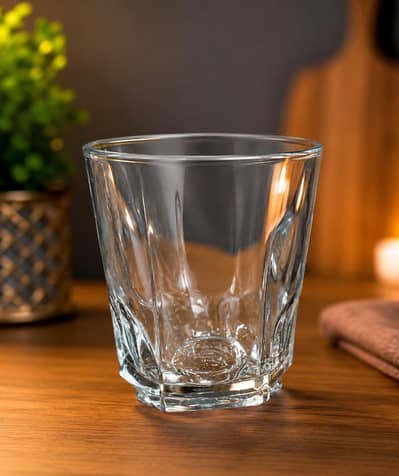 New Glass with low price. Glass with new quality are available.