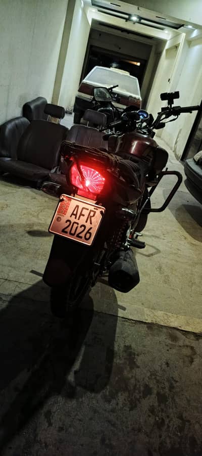 CB 150 F