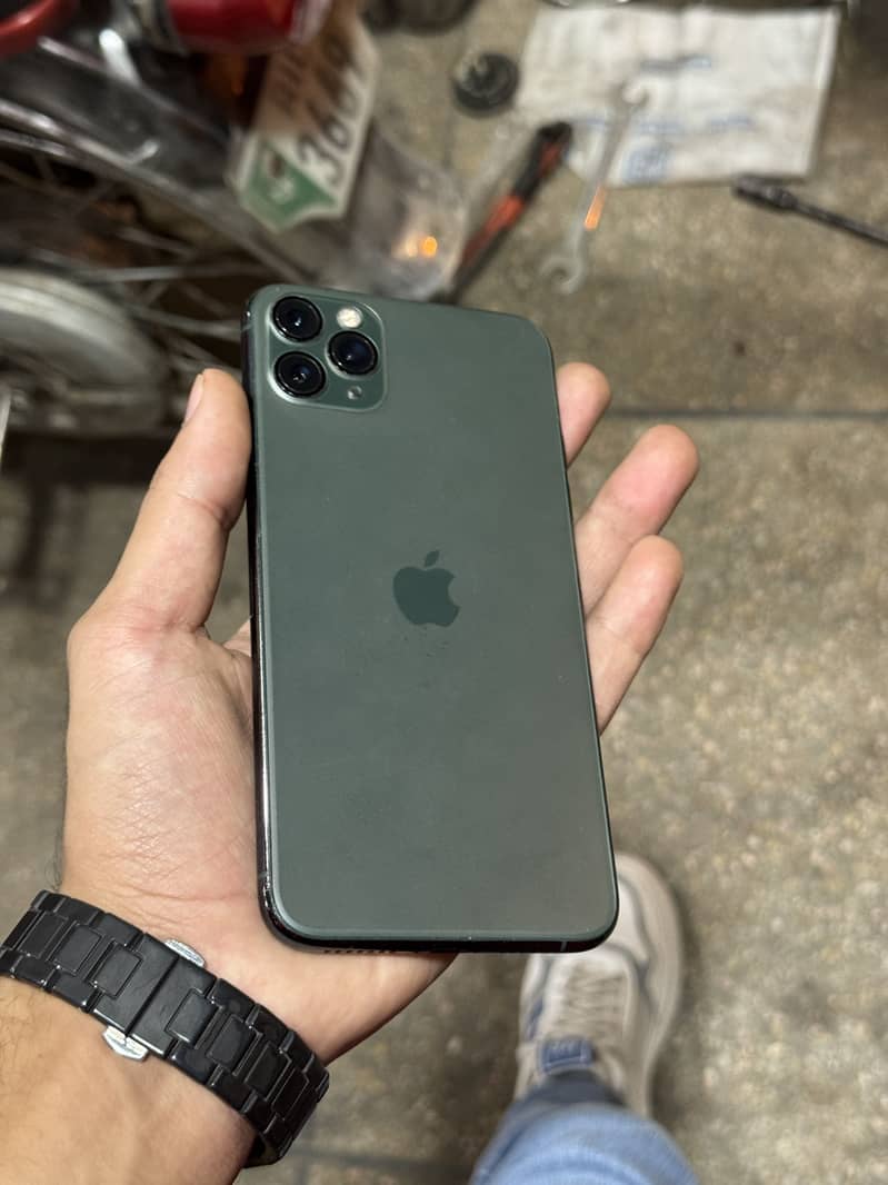 Apple iPhone 11 Pro Max 0