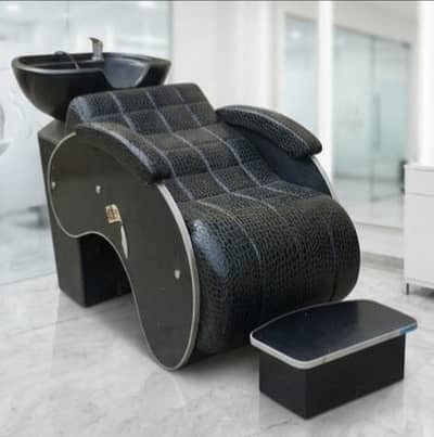 Hair washing Unit