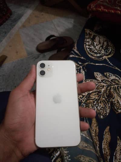 Apple iPhone 11