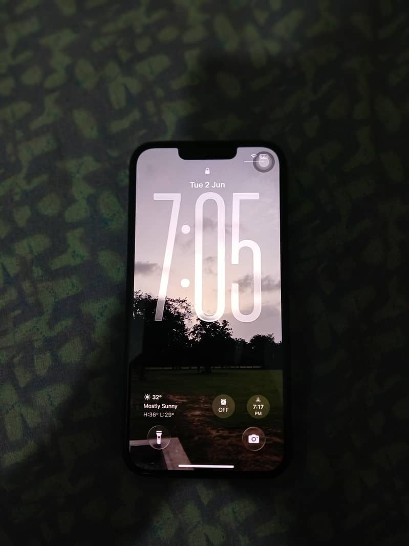 Apple iPhone 14 0