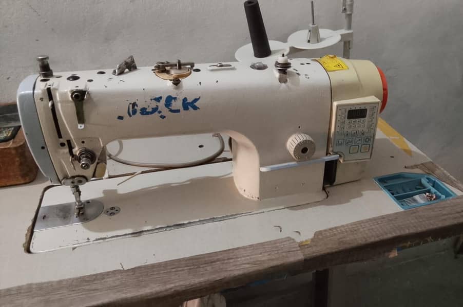 singer machine 3