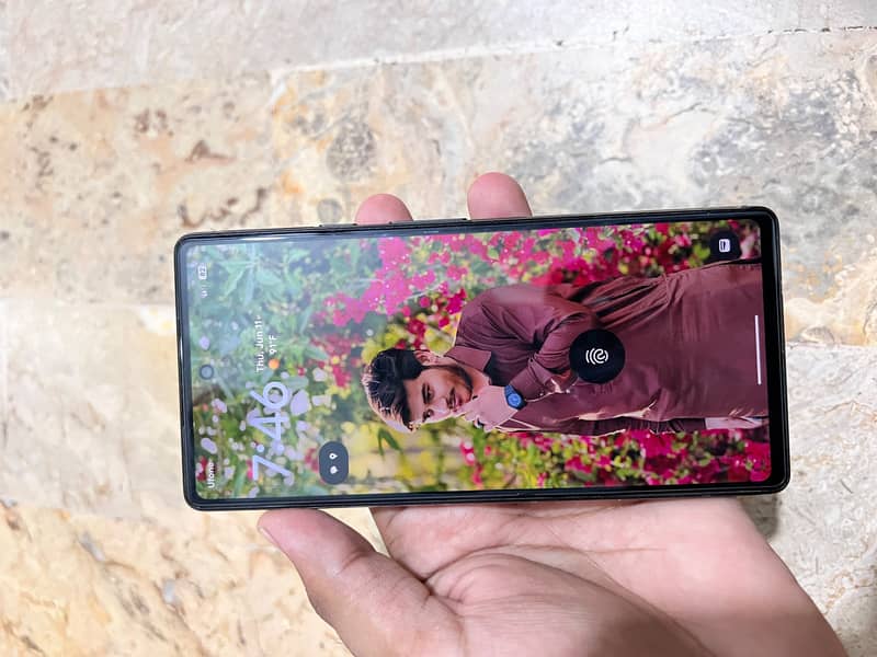 Google Pixel 6a 1