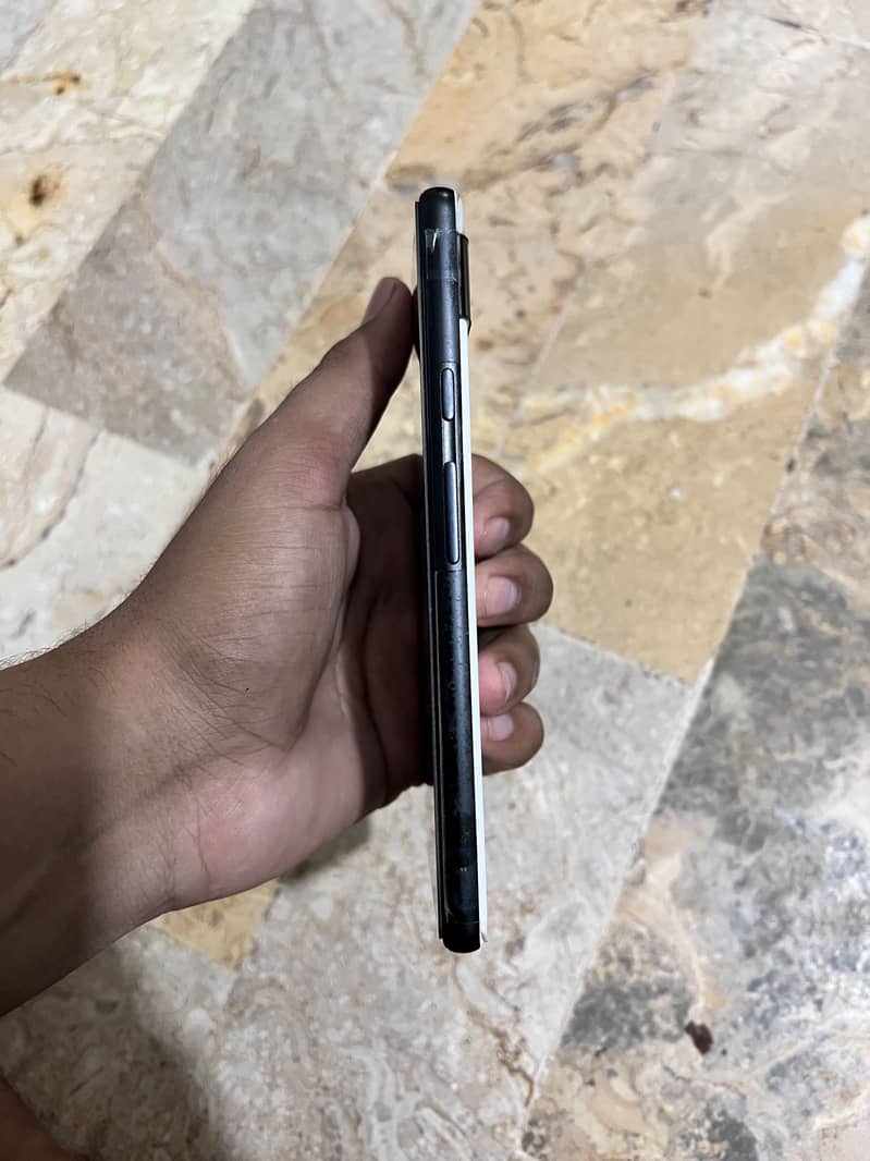 Google Pixel 6a 3