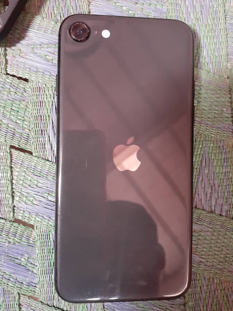 Apple iPhone SE 8
