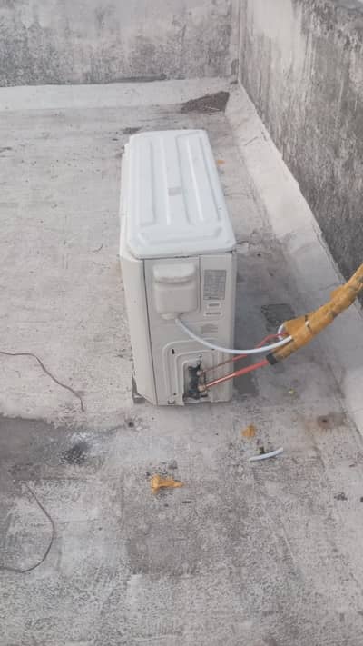 Dawlance 1 Ton AC