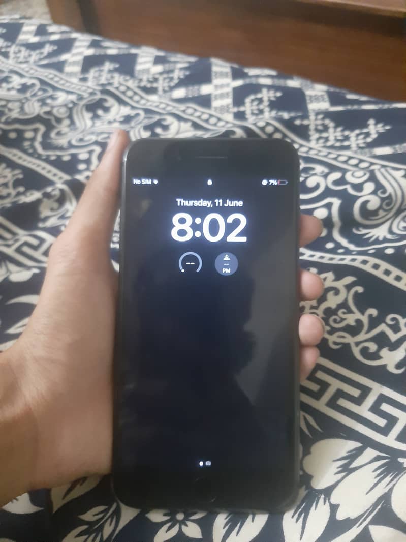 iphone 8 plus 3