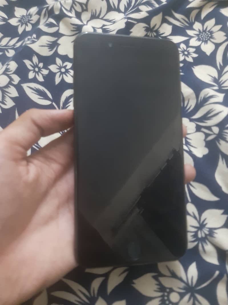 iphone 8 plus 4