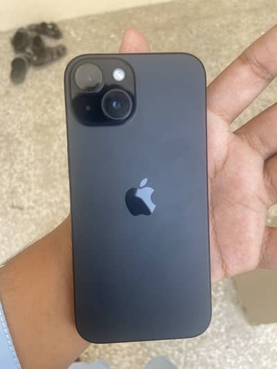 iPhone 15 simple