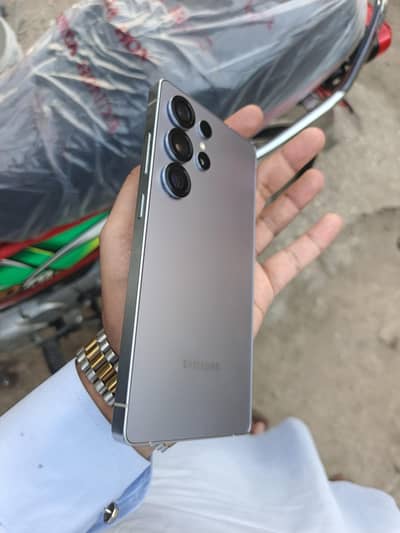 Samsung Mobile S25 Ultra