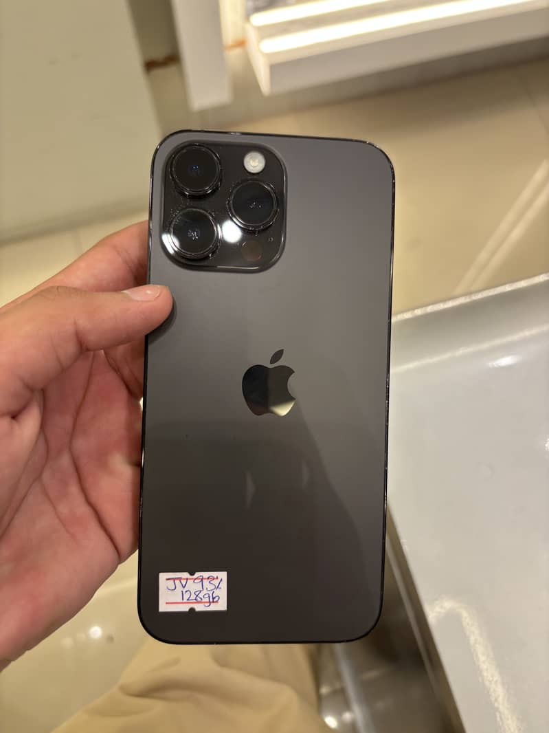 iPhone 14 Pro Max 0
