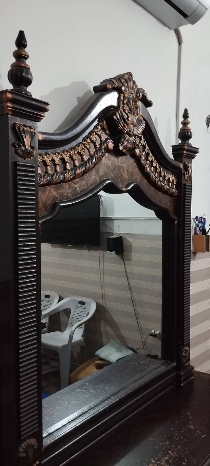 dressing and showcase 2