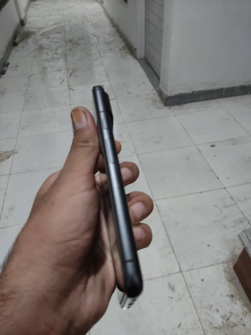 Google Pixel 8 2