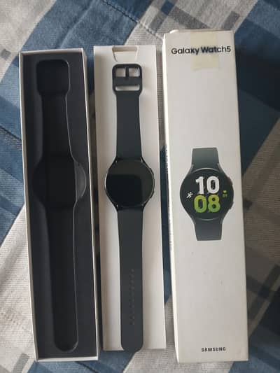 Samsung Galaxy Watch 5 44mm (model SM-R910)
