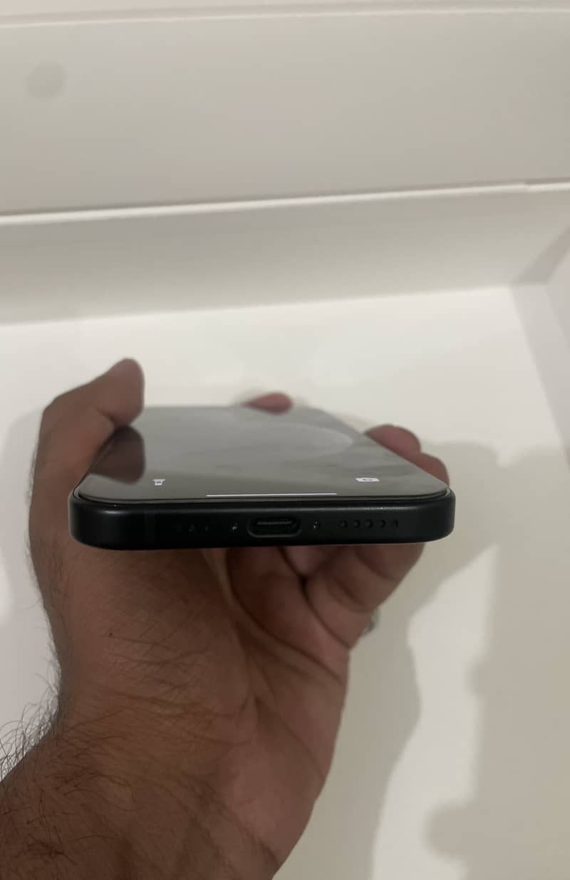 Apple iPhone 15 3