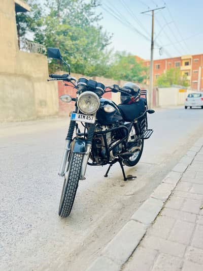 Suzuki GS 150 2018