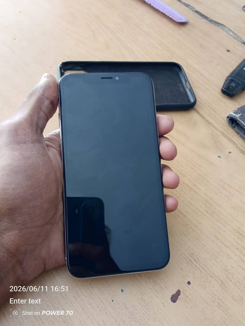 iPhone X 4/64 4