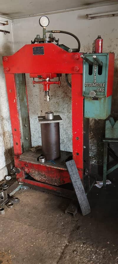 Hydraulic Press