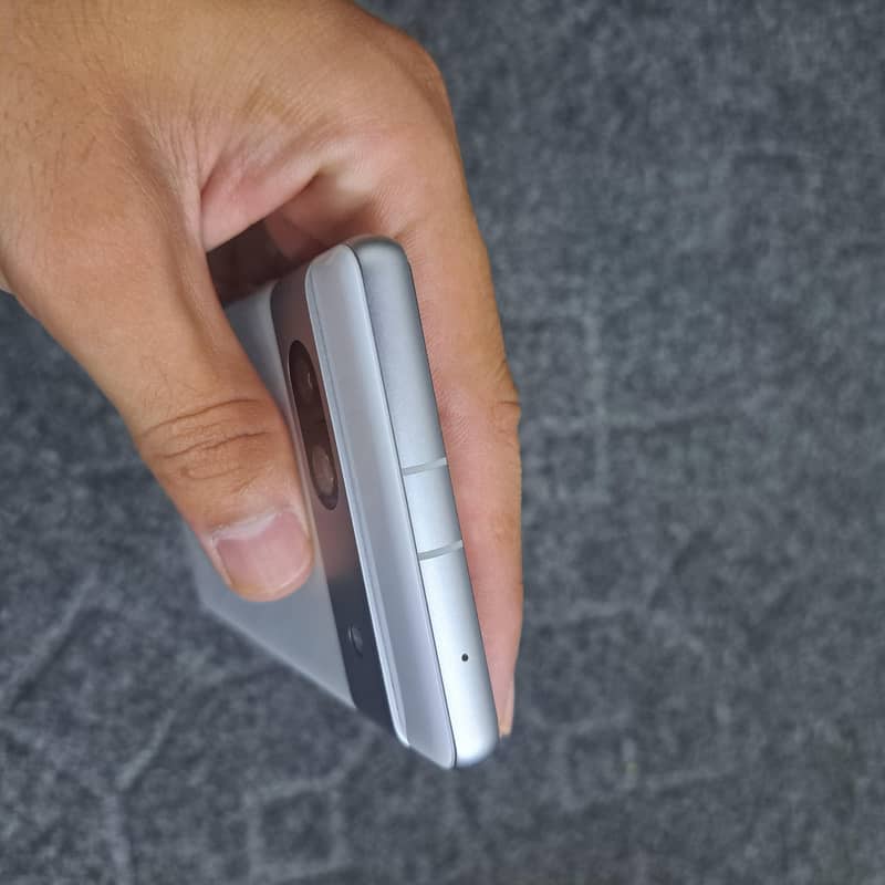 Google Pixel 7a 1