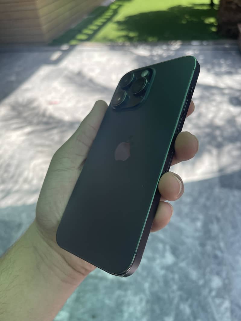 Apple iPhone 14 Pro Max 2