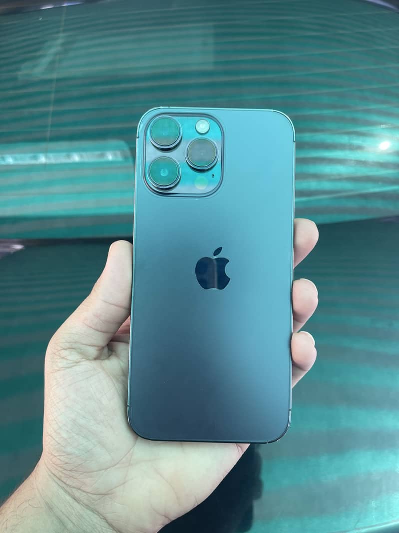 Apple iPhone 14 Pro Max 4