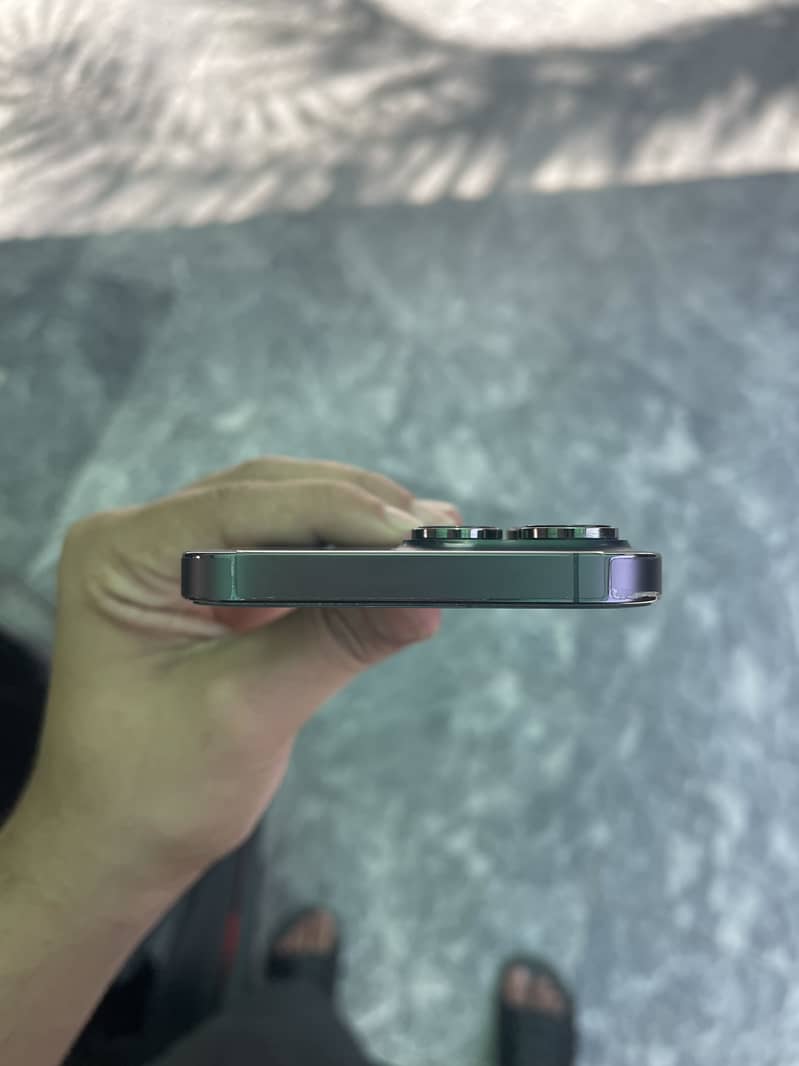 Apple iPhone 14 Pro Max 7