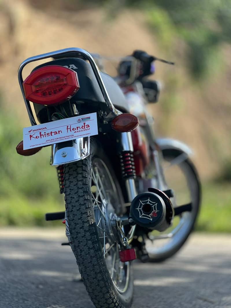 125 Bick 8