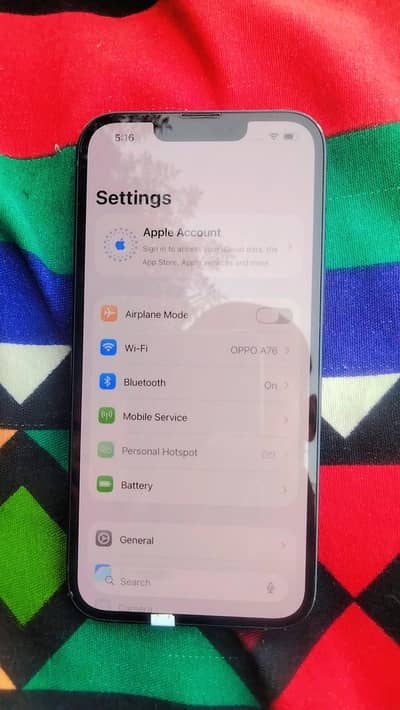 Apple iPhone 13