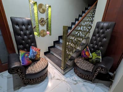 Vintage Simple sofa set with table