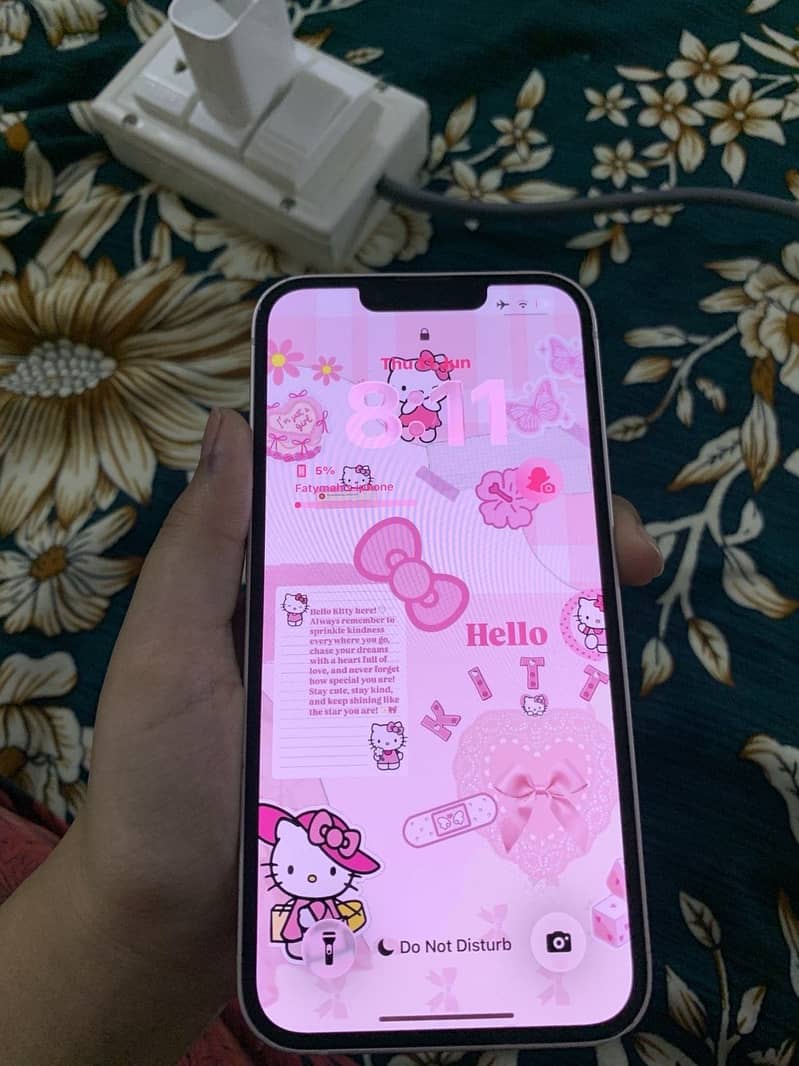 Apple iPhone 13 5