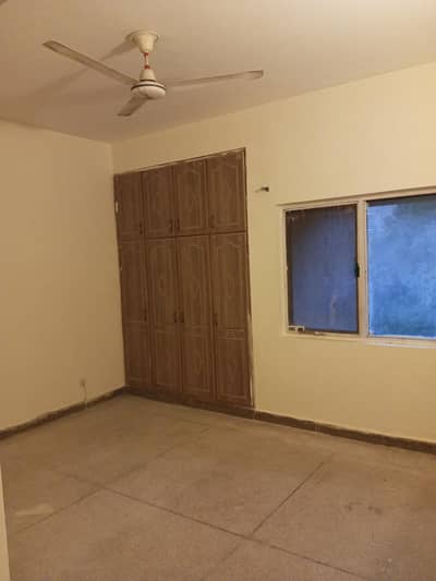 G-11/4 FGEHA D-Type 2nd Floor Flat For Rent