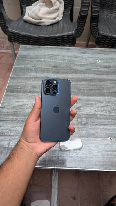 Apple iPhone 15 Pro Max non PTA 10/10 waterpack