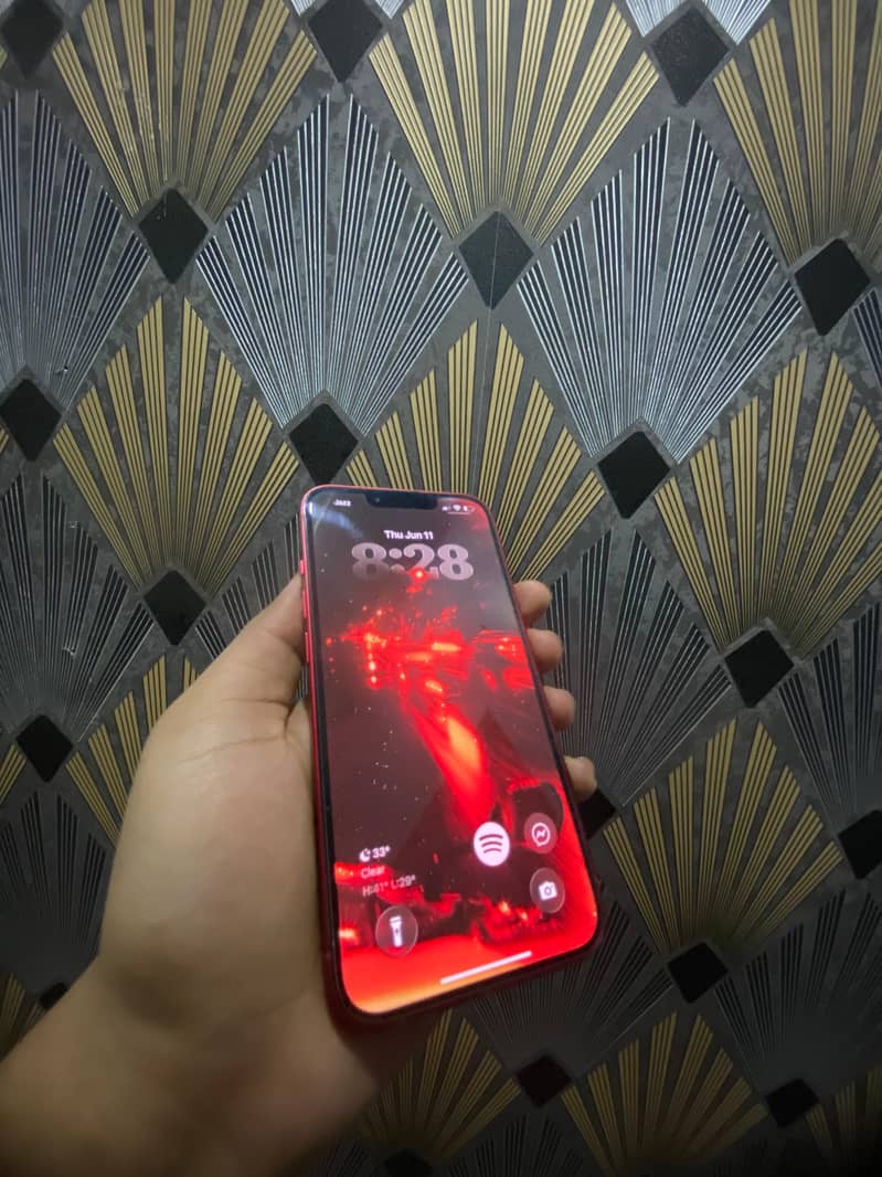 Apple iPhone 13 1
